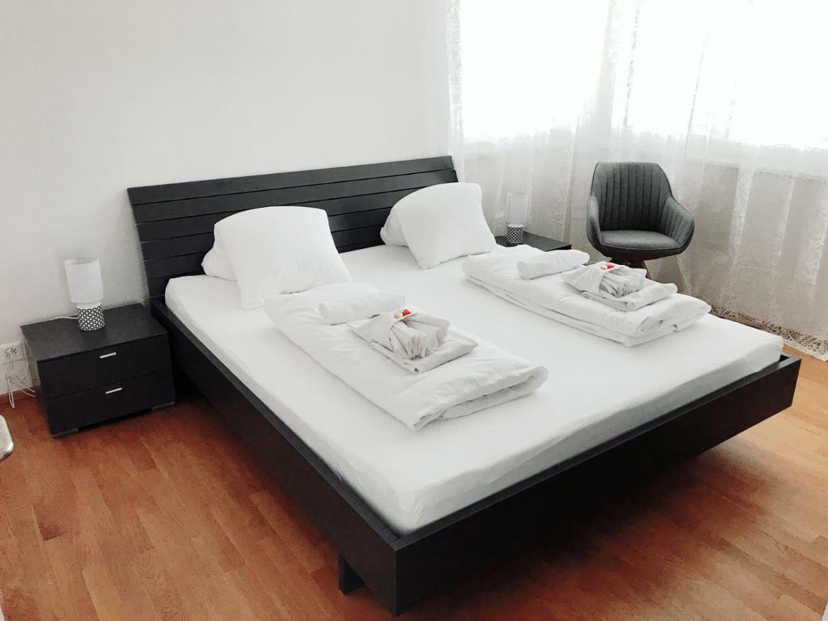 Easy-Living Apartments Dietwil Luaran gambar